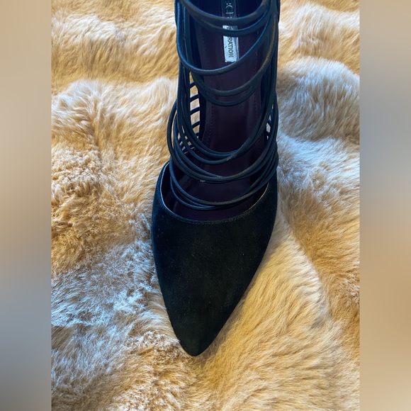 BCBG GENERATION-Caliko suede strappy elastic pumps. Size 10M - Picture 11 of 12